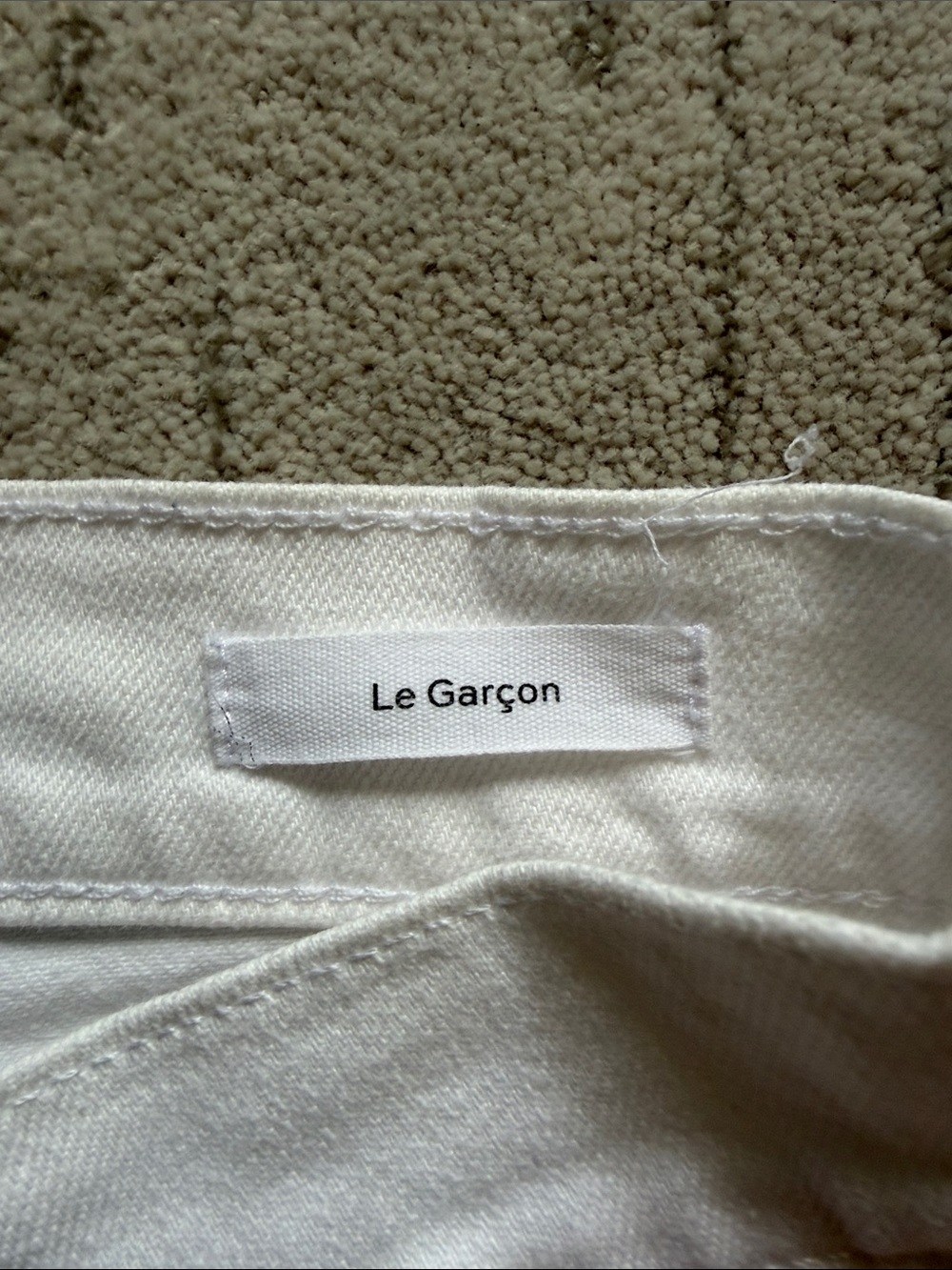 Frame Le Garcon White Mid-Rise Straight Jeans, size 24 - Picture 5 of 9